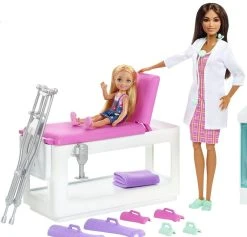 MATTEL Barbie Κλινική Σετ Με Κούκλα (GTN61)
