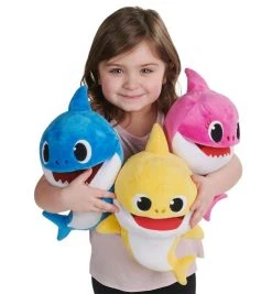 GIOCHI PREZIOSI Baby Shark Λούτρινο Puppet 25 εκ Με Τραγούδι (BAH10000) -Winfun Shop 207713 2