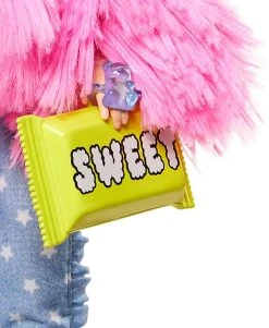 MATTEL Barbie Extra – Fluffy Pink Jacket (GRN28) -Winfun Shop 698176 2