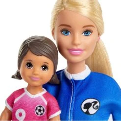 MATTEL Barbie Σετ Αθλητικά Επαγγέλματα Προπονήτρια Ποδοσφαίρου (GLM47) -Winfun Shop 698190 2